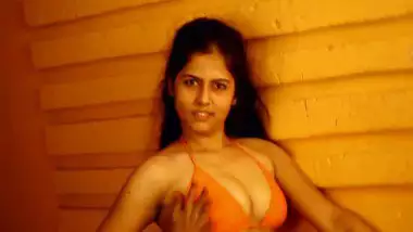 Sexy hot Goa escort girl free porn video