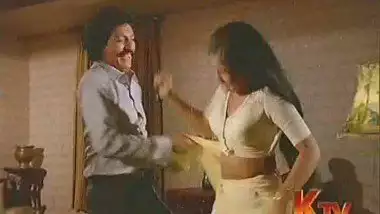 Rare Rape attempt masala video of Urvasi – FSIBlog.com