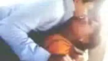 Fsiblog – Rajasthani maid fucked by boss in car