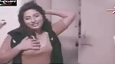 Bengali college lovers secret sex in car