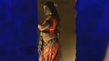 Awesome Bollynude Dancing