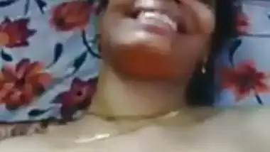 Indian - Tamil lady fucking with her secret lover