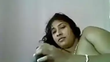 desi indian bhabhi talking while keeping dick in mouth