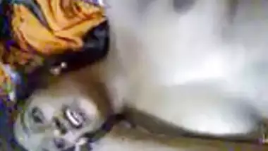 Telugu girl fucked while talkin on phone