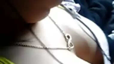 hot anu nip slip in bus