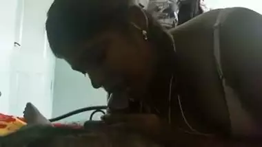 Desi hot aunty sucking lover’s dick