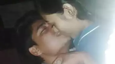 teen couple kissing 