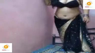 Fat aunty shaking her fleshy tummy