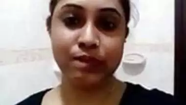 Indian bbw girl record her boobs and pussy for her bf