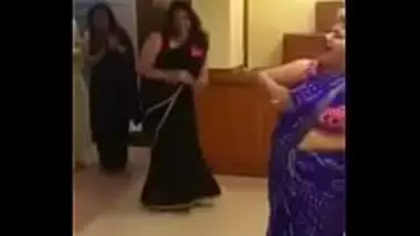 Indian aunties playing sex games