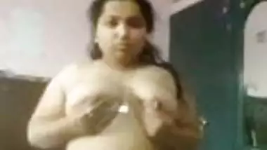 Chubby Indian girl stripping 