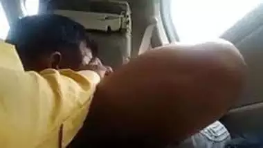 Orignal rajasthani girl fucking in car with audio