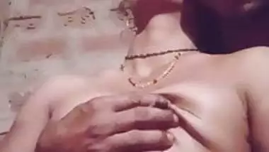 Rekhaabhabhi boob massage with husband. 