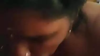 Kerala milf mom giving blow job 