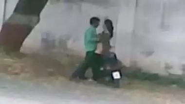 Lyari Karachi Pakistan Side Road Sex Caught From Mobile