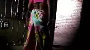 Desi aunty changing hot panty