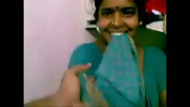 Playing With Boobs Of Sexy Tamil Aunty