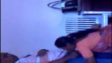 Sexy Kamwali Bai Hot Blowjob To Boss