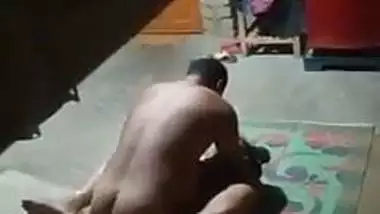 Pati ka friend ke sath sex video Banaya Bina Bataye hue