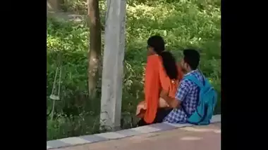 Desi lover out door fuck hard