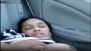 Horny indian bhabhi masturbating in car