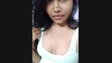 Beautiful Cute Indian Girl Small VideoClip