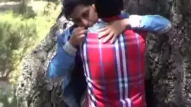 Desi girl outdoor fucking