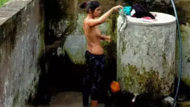 Cute Desi Girl Out Door bathing part 2