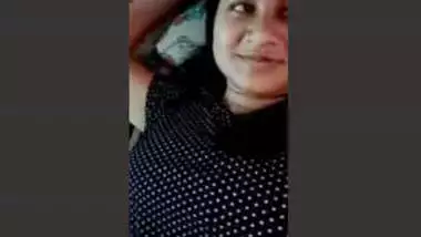 Assami Girl Showing Pussy On Video Call