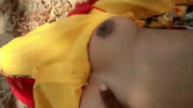 Sexy Desi Girl Boob Pressing and Outdoor Fucking