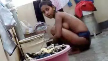 Desi Girl bathing Record By Lover