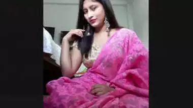 Desi Horny girl mms 4 clips part 1