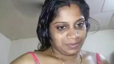 Desi bhabhi hot nude show