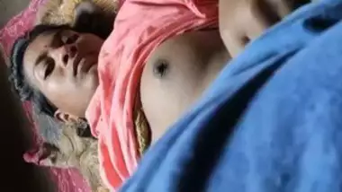 Desi lady outdoor fucking