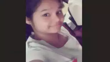 Cute girl mms leaked part 1