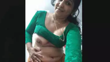 Desi Bhabhi Nude Selfie Videos Part 1