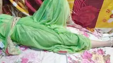 Married bhabhi shalni ki hotel me chudai Saree sex