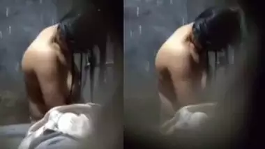 Big boob Hot Desi Girl Bathing Secretly Captured