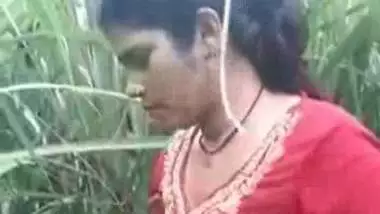 Dehati outdoor stripping before sex