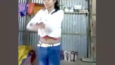 Desi cute girl nude video collection