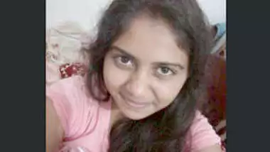 Desi cute sl girl ake her video for bf