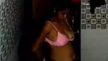 Bangla Bathing Spycam video