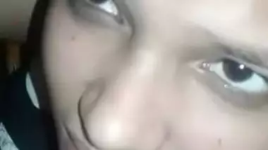 Indian Desi gf hot sucking