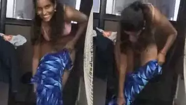 Indian babe changing dress