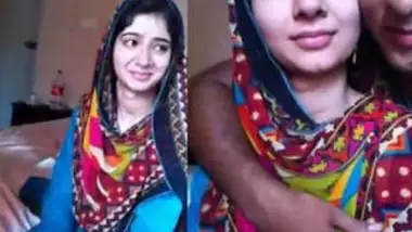 Super Hot Paki GF Smooch n Kiss & Boob Press by BF wid Urdu Audio