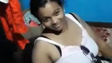 Sexy desi girl front cam