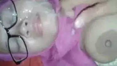 Bangladeshi girl facialed with thick cum