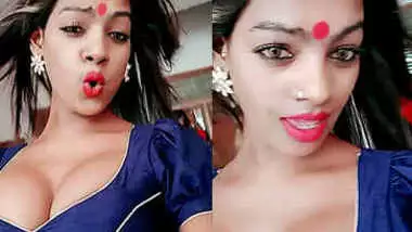 Huge tite boob indian girl