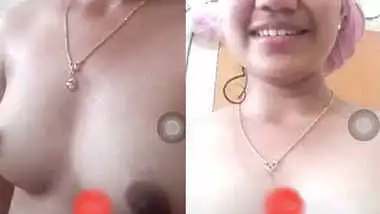 Cute Indian Girl Bathing Video cal