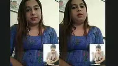 Bihar bhabi decent size booby ,Video call with other bhabi